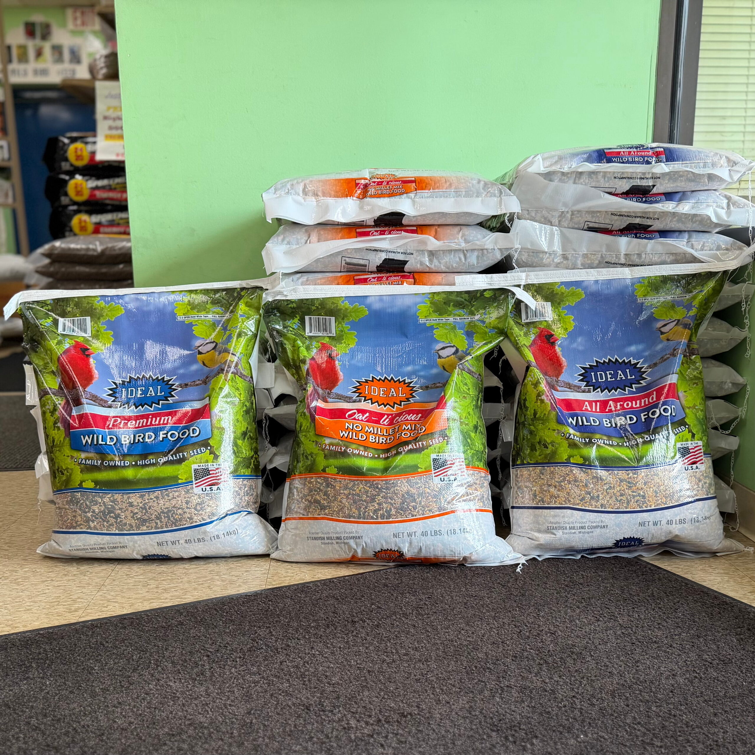 To Ideal 40lb. Birdseed explainer
